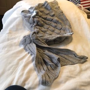 Child mermaid blanket —-New Never Used -